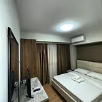 Hotel Hotel Her *