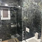 Hotel Hotel Her