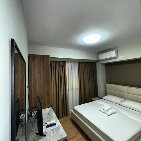 Hotel Hotel Her *