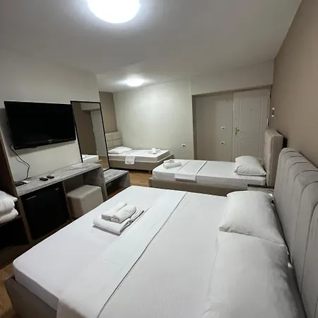 Hotel Her Hotel