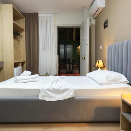 Hotel Hotel Her
