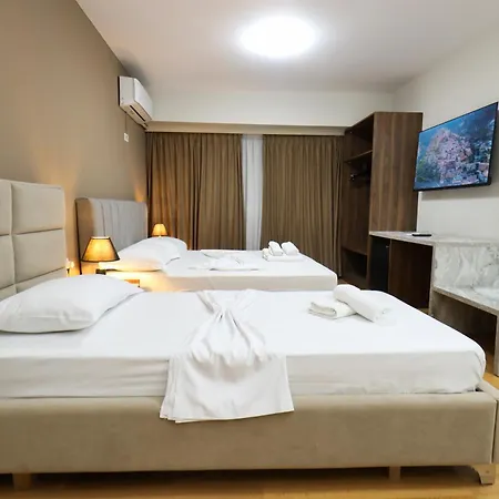 Hotel Her Hotel *