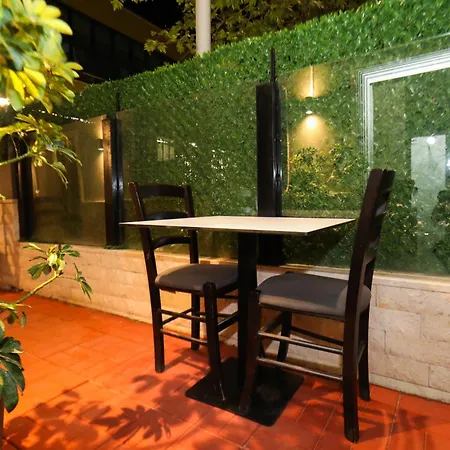 Hotel Her Hotell