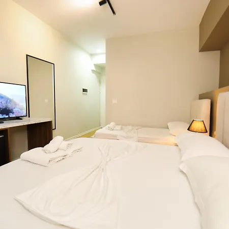 Hotell Hotel Her *