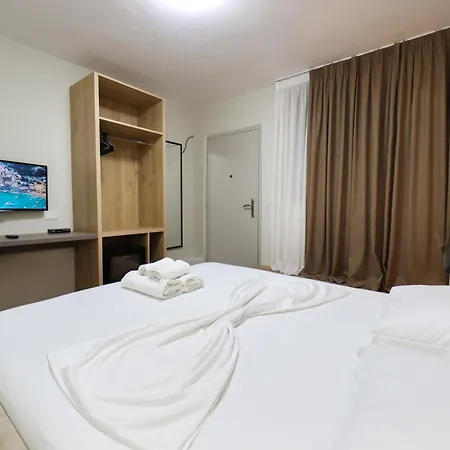 Hotell Hotel Her Vlorë