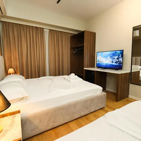Hotel Her Hotel *