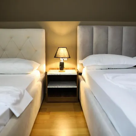 Hotel Her