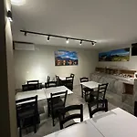 호텔 Hotel Her Vlorë