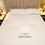 Hotel Her
