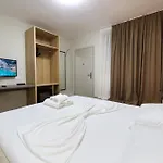 호텔 Hotel Her Vlorë
