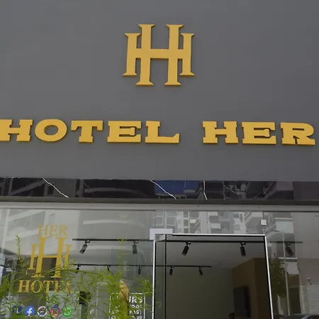 Hotel Her *